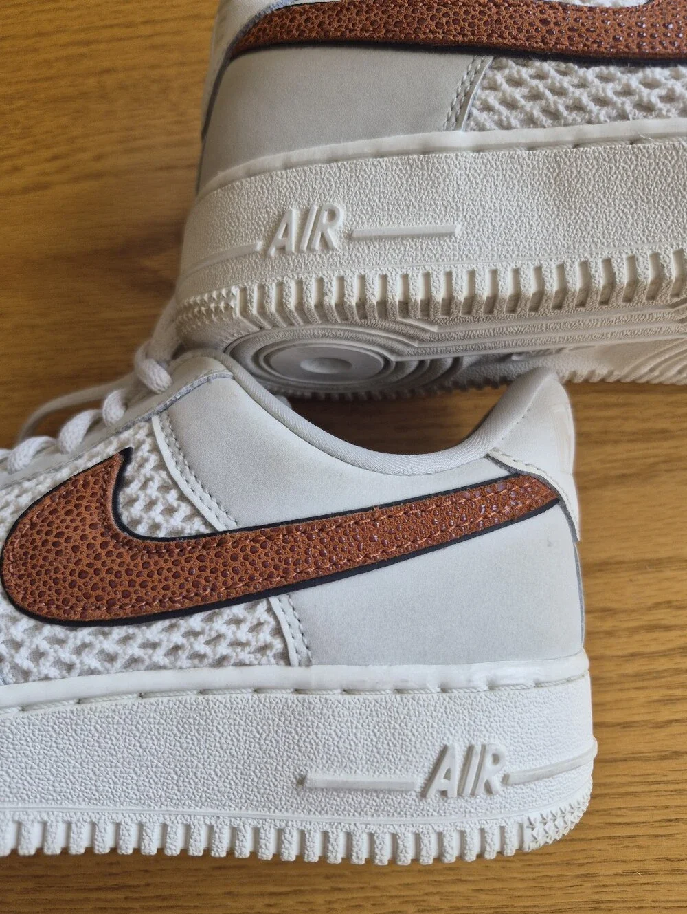 Nike Air Force 1 Women's Basketball Leather Size 7.5